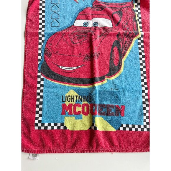 Vintage 2002 DISNEY x CARS Lightning McQueen Red Blue 100% Cotton Towel - Picture 4 of 11